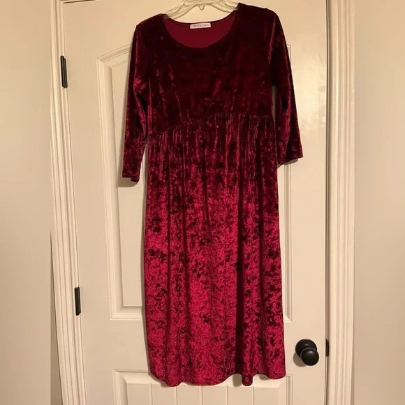NeeSee's Dresses | Dresses | Red Velvet Dress | Poshmark NeeSee's Dresses | Dresses | Red Velvet Dress | Poshmark